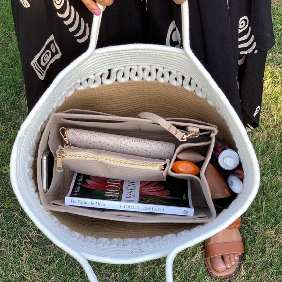 SMALL CAYMAN ISLAND Roped Woven Tote - Short Strap - Picture 2 of 6